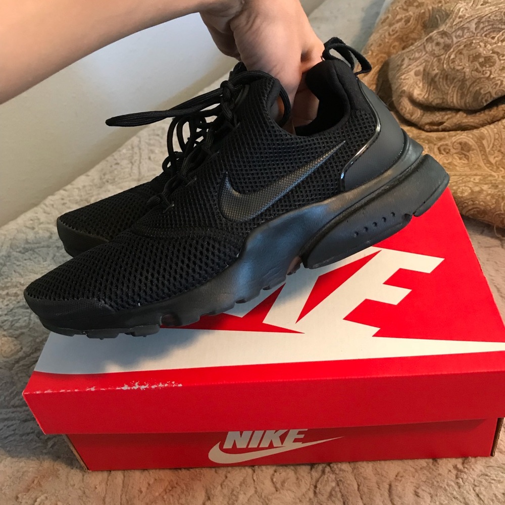 All Black Nike Presto